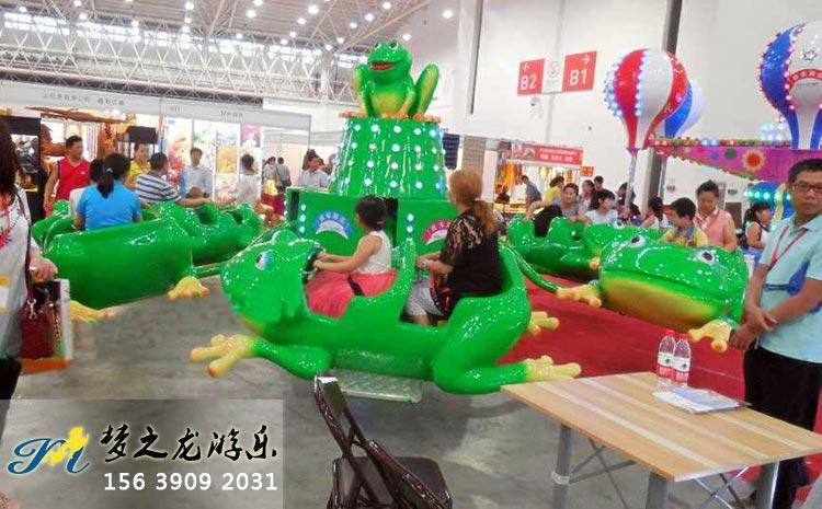 豸